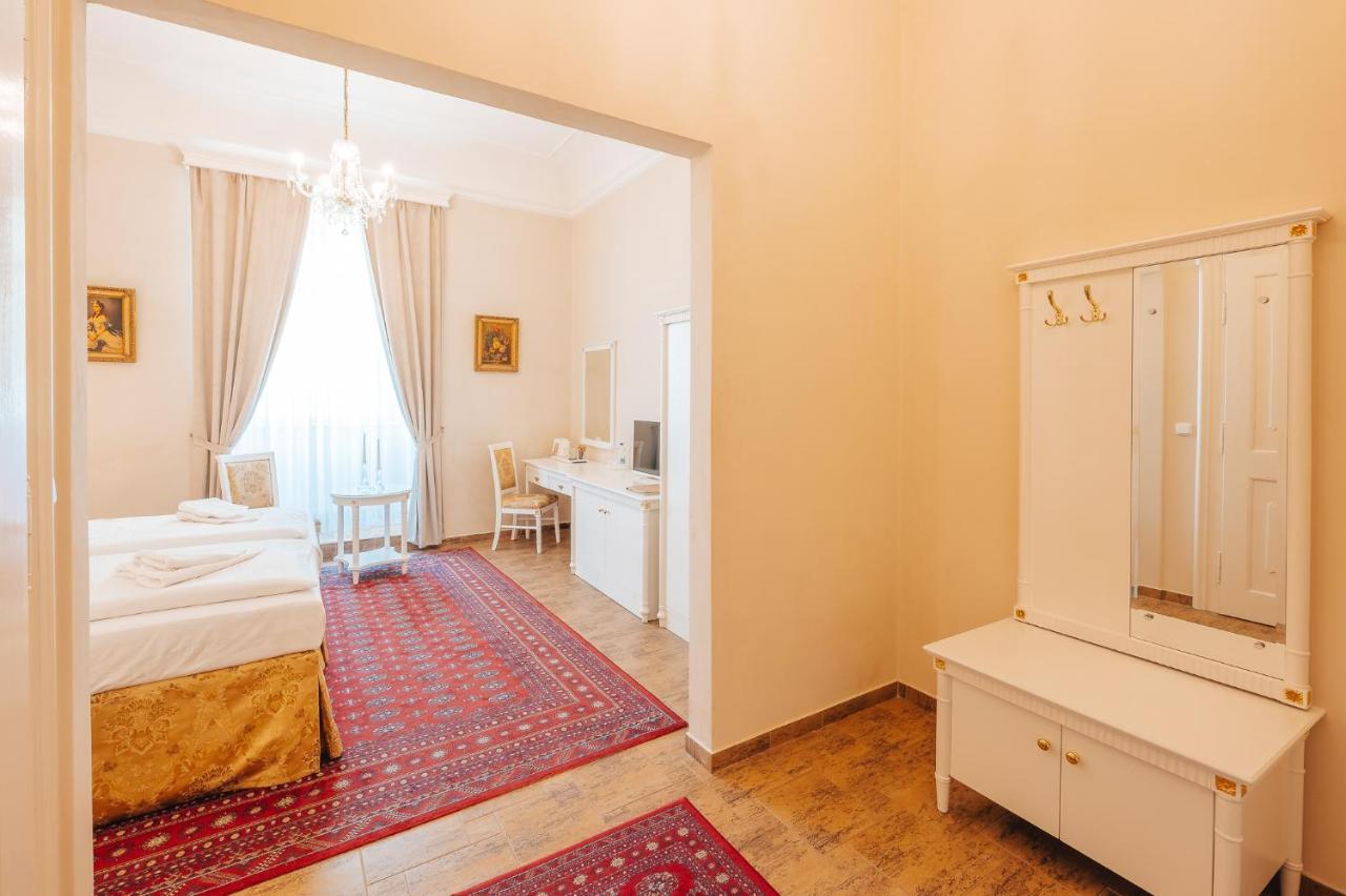 Hotel Zamek Hradek u Susice Zewnętrze zdjęcie