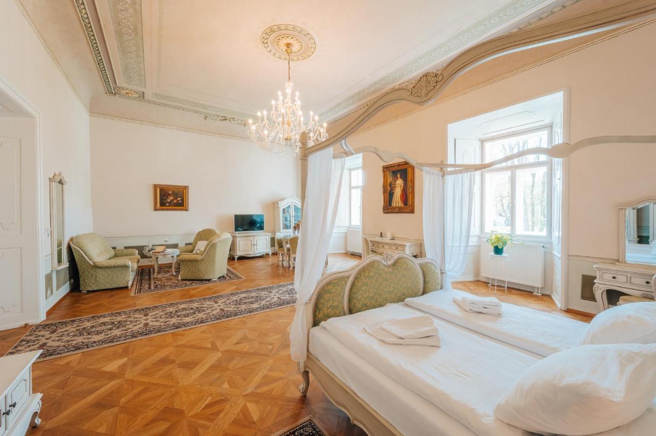 Hotel Zamek Hradek u Susice Zewnętrze zdjęcie