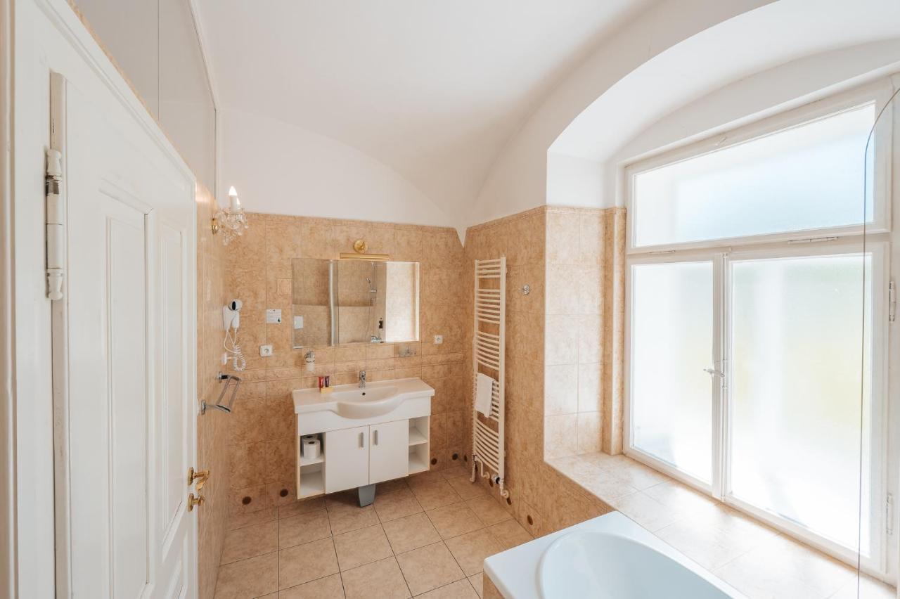Hotel Zamek Hradek u Susice Zewnętrze zdjęcie